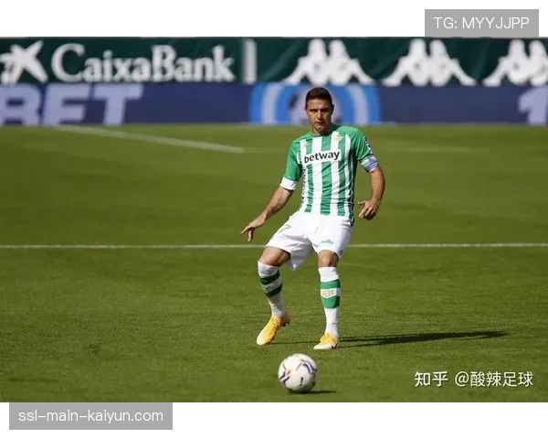 官方:贝蒂斯与38岁队长华金续约一年,球员将于赛季末决定是否退役。 官方:贝蒂斯与38岁队长华金续约一年,球员将于赛季末决定是否退役。